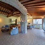 Typical Umbrian With Swimming Pool *